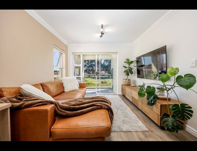 2 BEDROOM APARTMENT FOR SALE IN LANGEBERG RIDGE